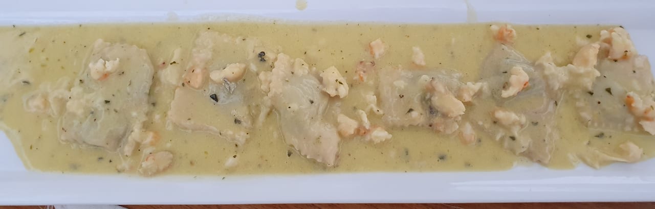 Gastro Serry Beach Resort