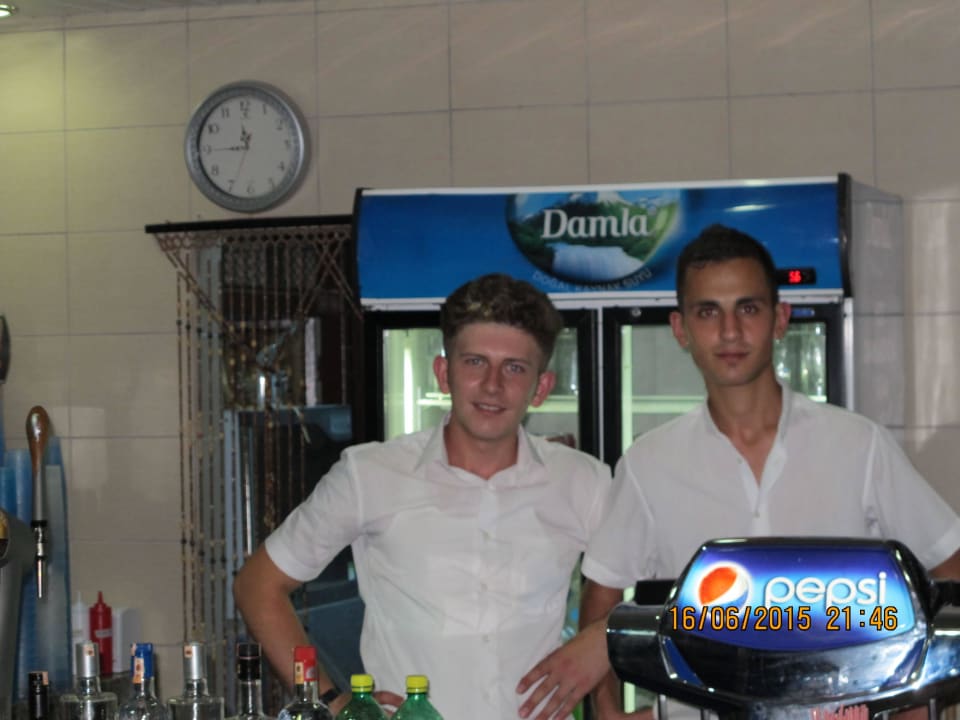 Kollege von Savas Hotel Sirma