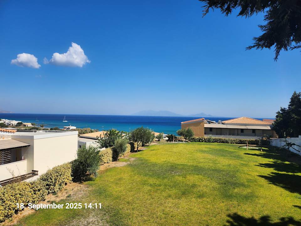 Außenansicht Grand Blue Beach Hotel