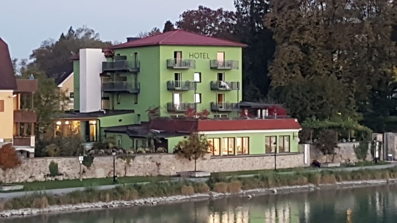 Außenansicht Hotel Gugerbauer