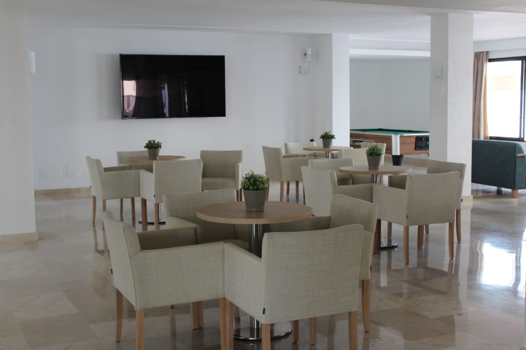Restaurant R2 Veronica Beach Hotel