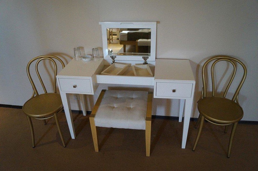 Kosmetiktisch Hotel Rcheuli Palace