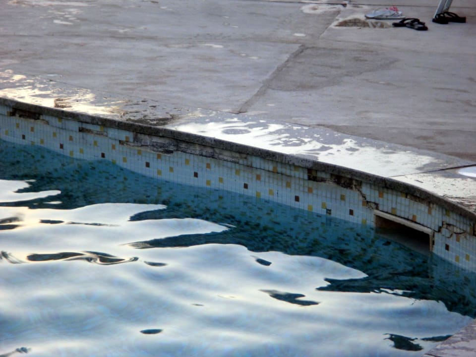 Überall fehlen die Fliesen! Stella Beach Resort & Spa Makadi Bay