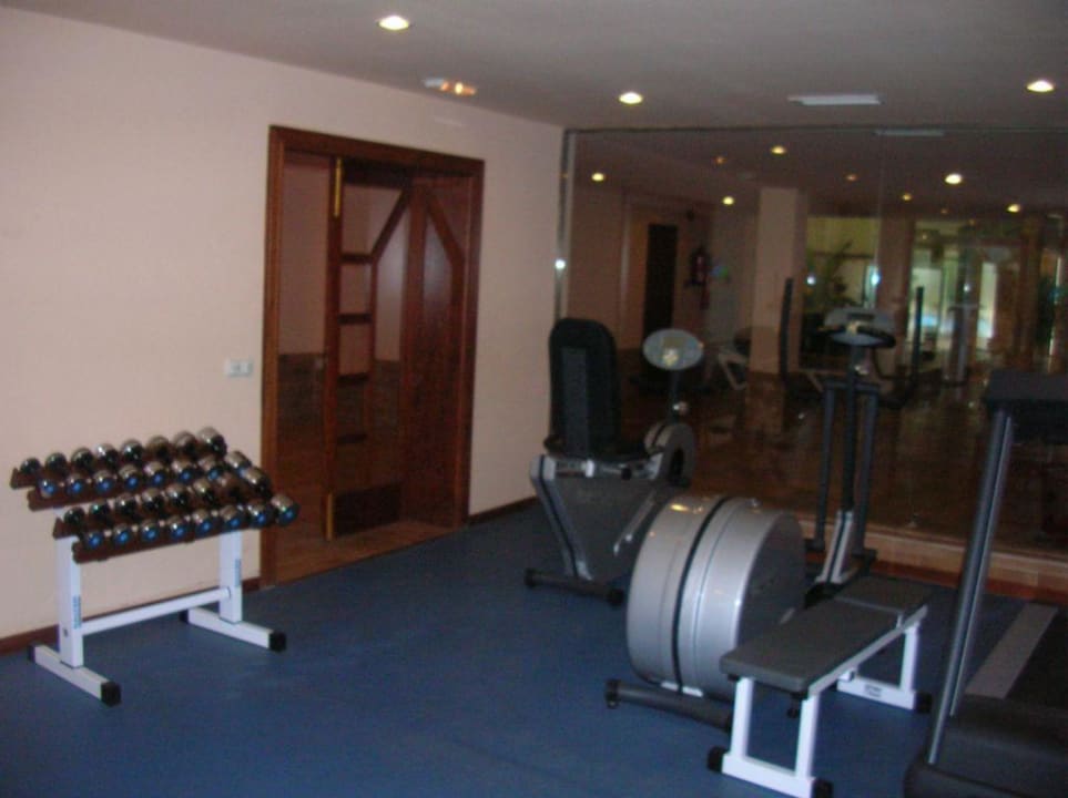 Fitnessraum im Untergeschoss Prinsotel La Dorada