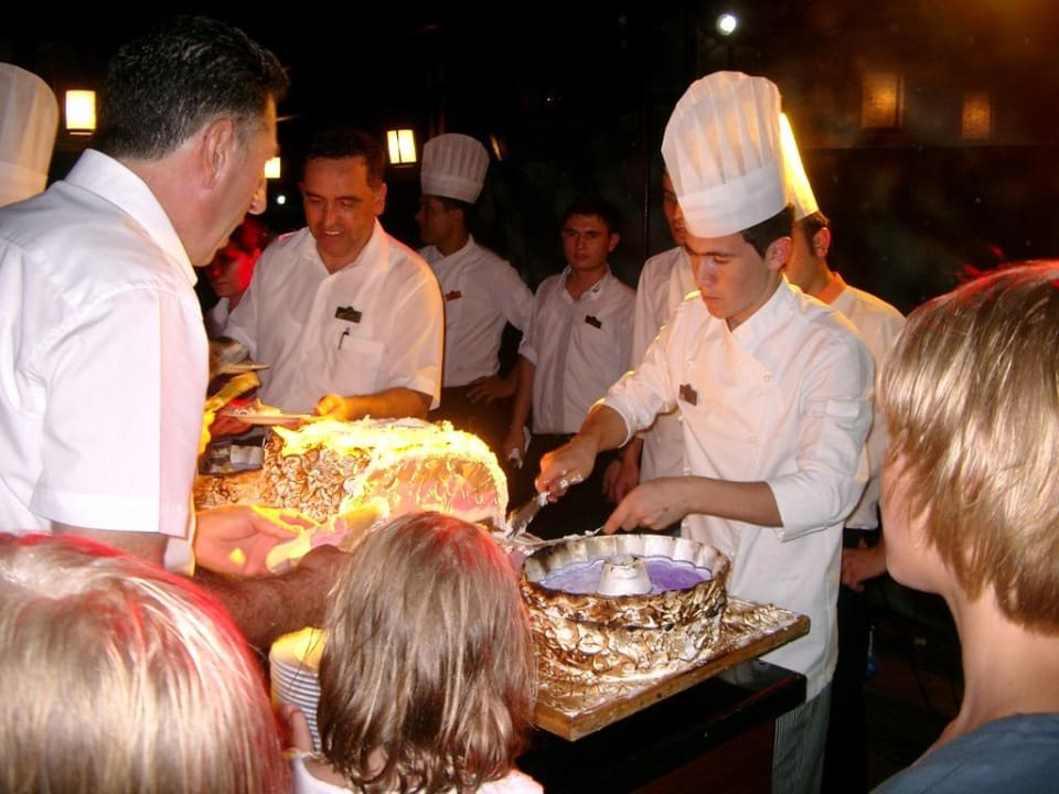 Galla večer Sunis Evren Beach Resort Hotel & Spa