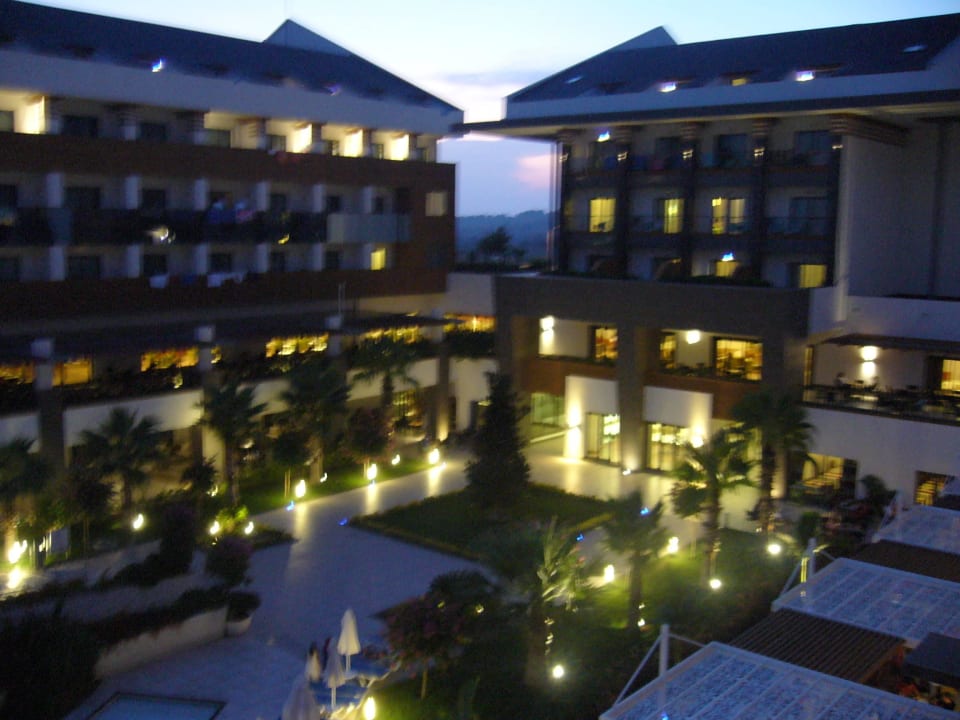 Beleuchtung am Abend Terrace Elite Resort