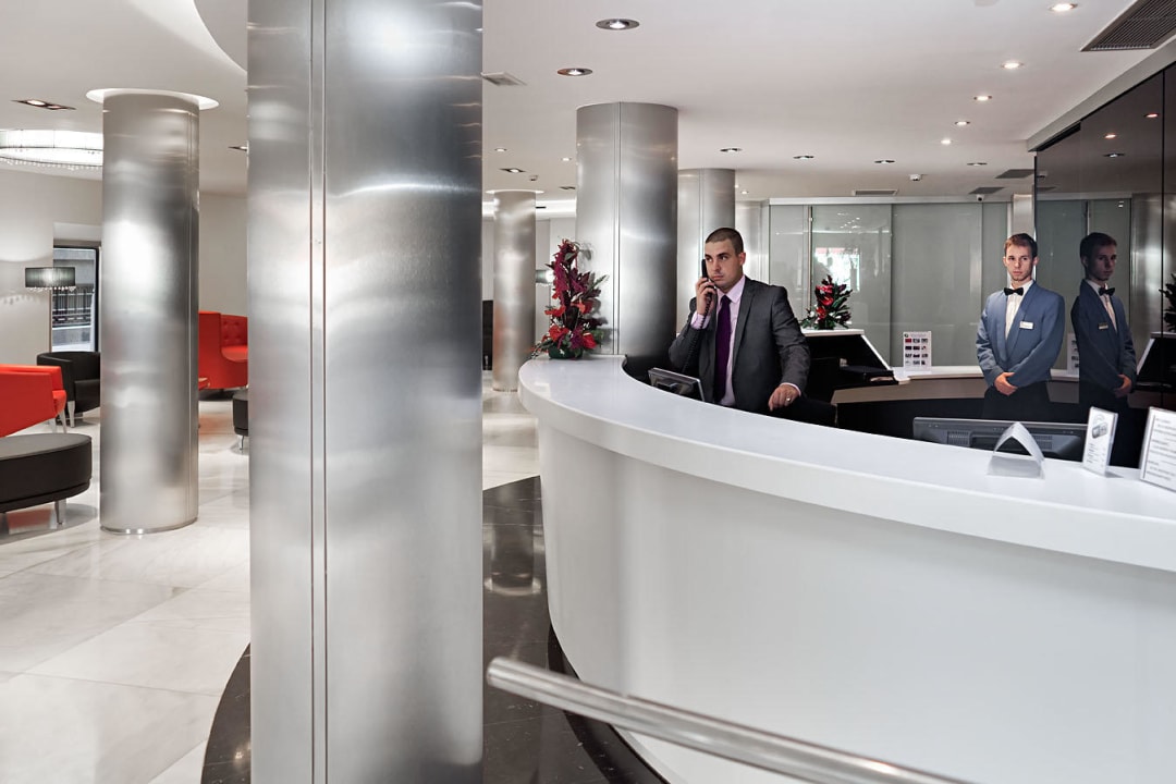 Recepción Hotel Ciutadella Barcelona