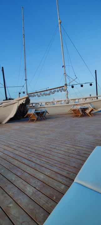 Strand Rixos Premium Magawish Suites & Villas