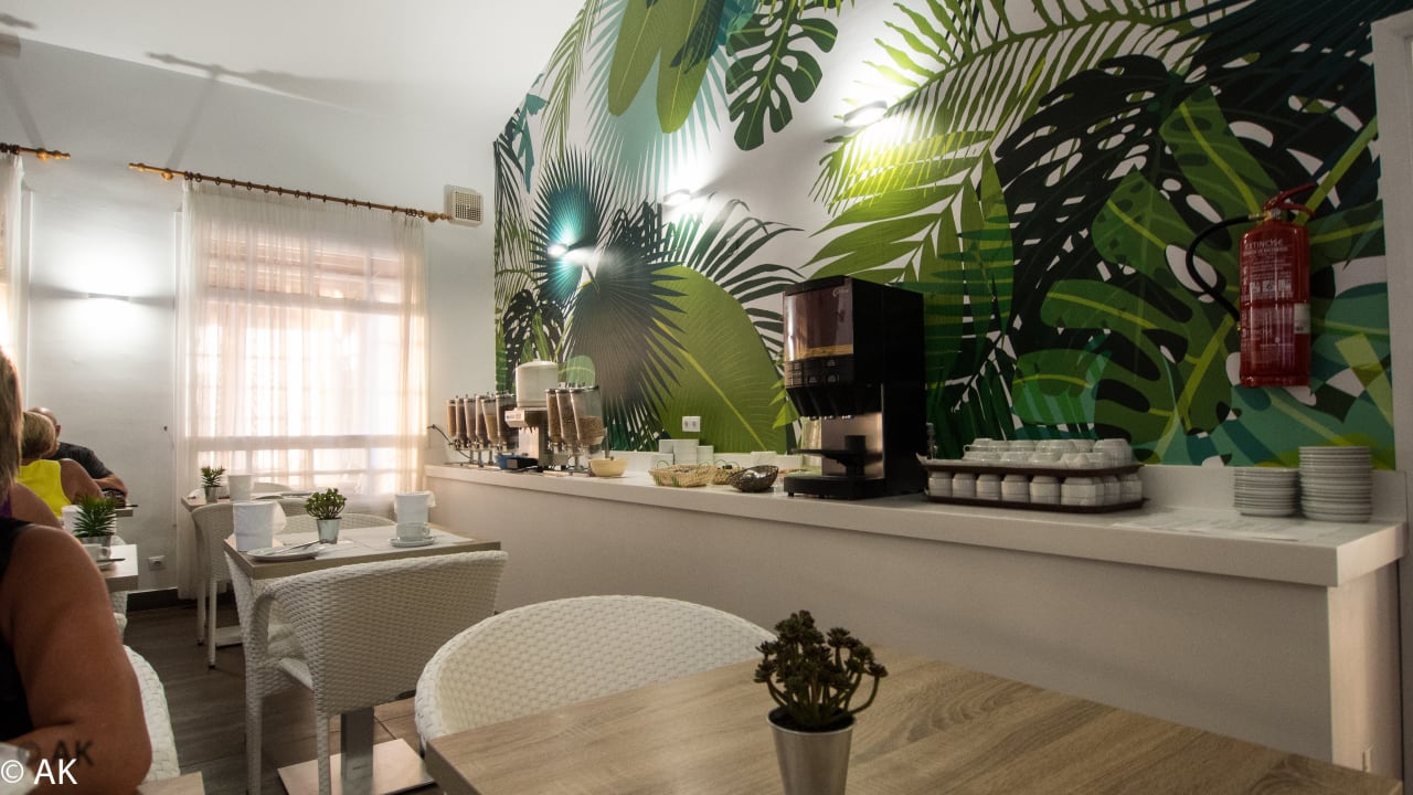 Restaurant Canary Garden Club