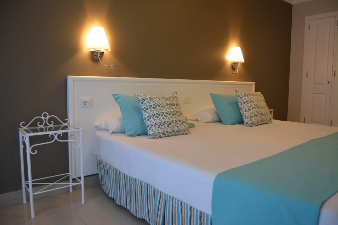 Zimmer Coral La Quinta Park Suites