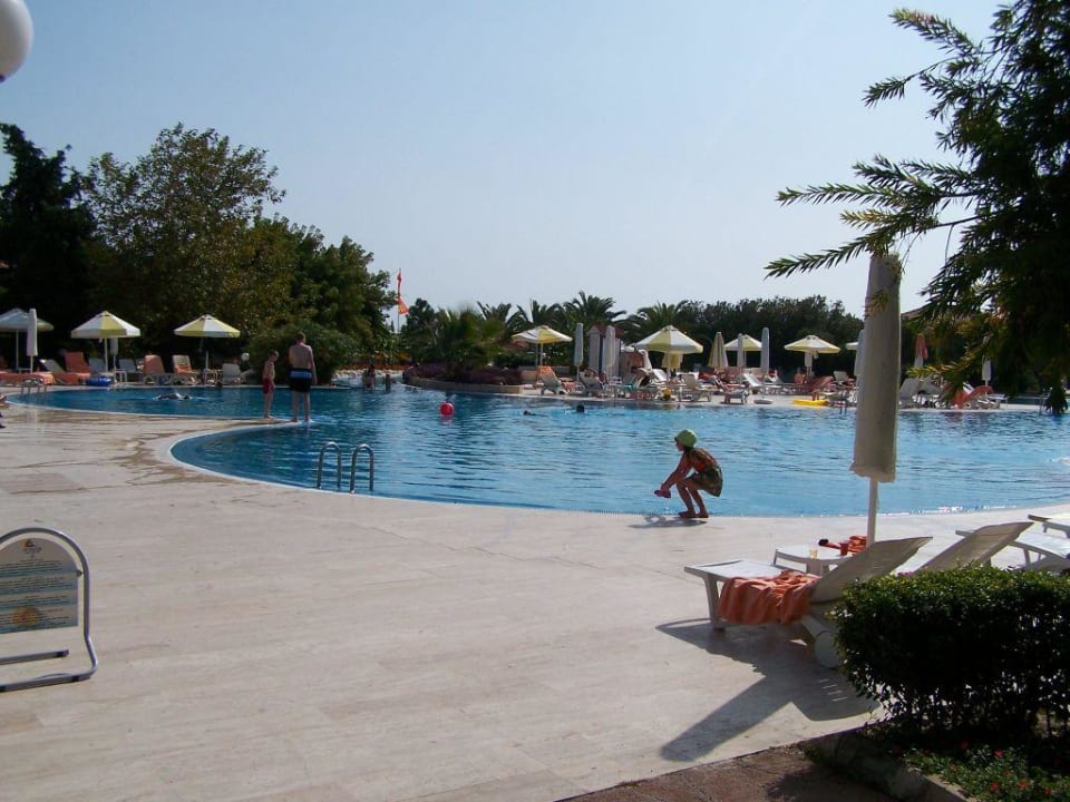 Poollandschaft Sunrise Resort Hotel