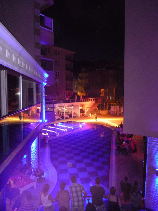 Animation ( Modenschau ) Tac Premier Hotel & Spa