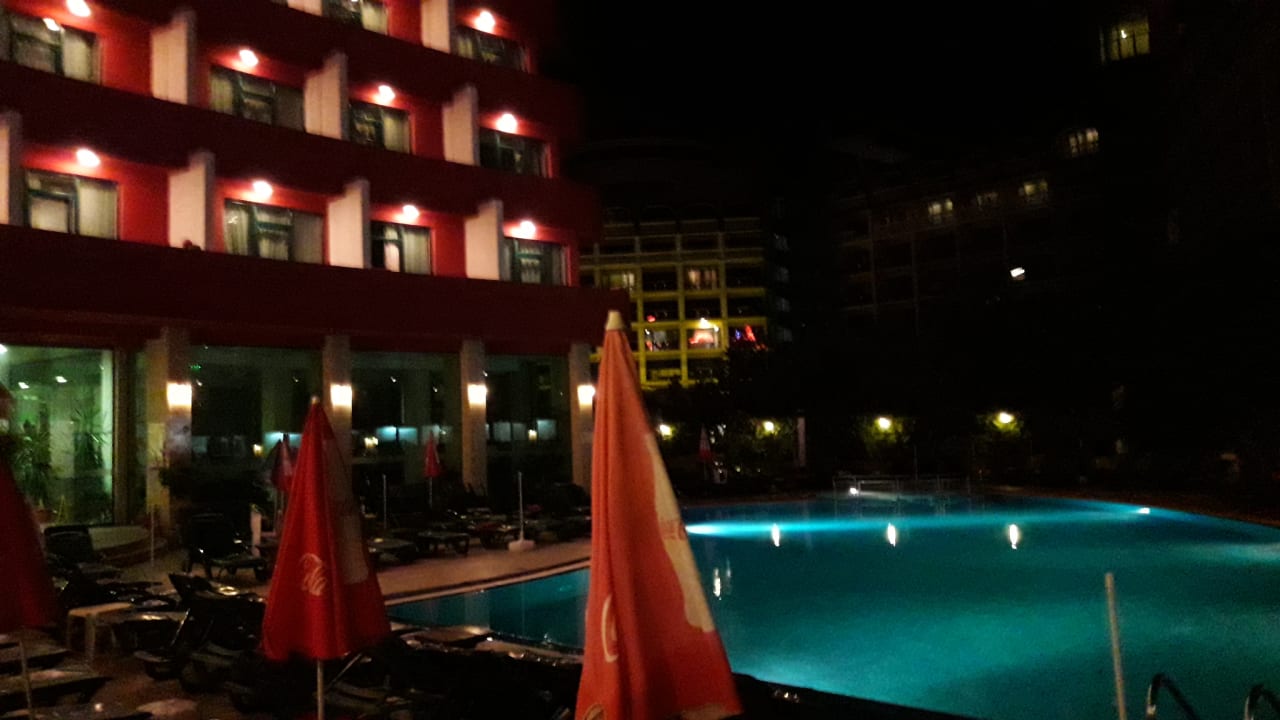 Pool Hotel Mena Palace