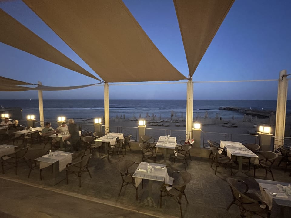 Gastro Serenity Alpha Beach