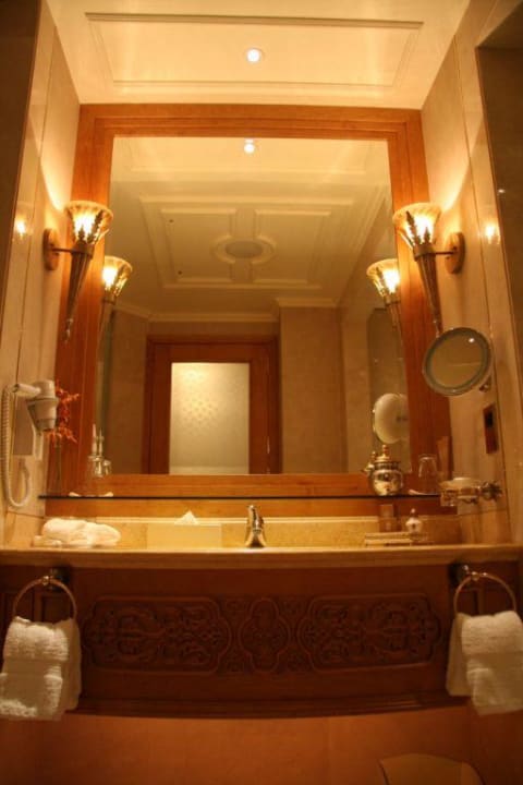 Emirates Palace, Pearl Zimmer 3409, “east wing” Emirates Palace Mandarin Oriental