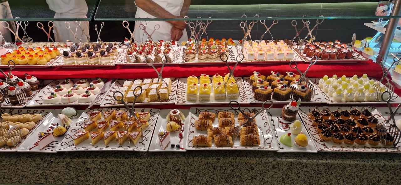 Gastro Hotel Riu Karamboa