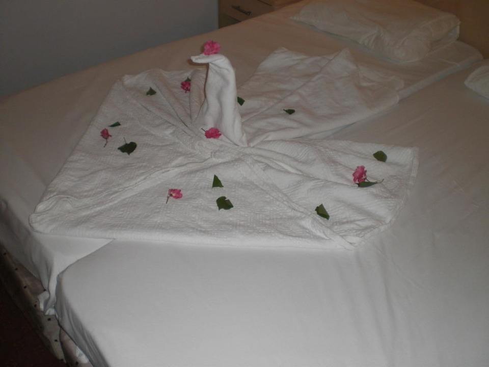 Bett Hotel Side Elis