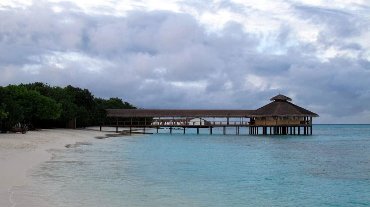 Moodhu Bar NH Collection Maldives Reethi Resort