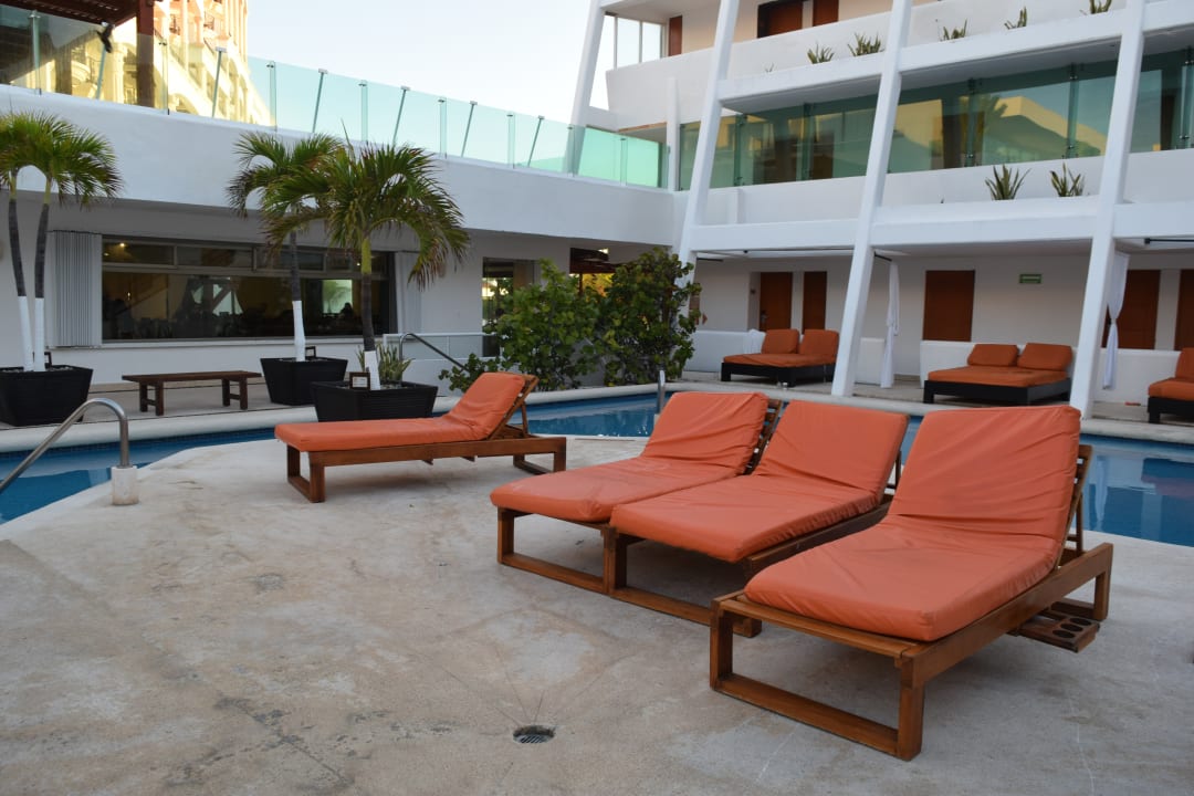 Pool Hotel Flamingo Cancun Resort