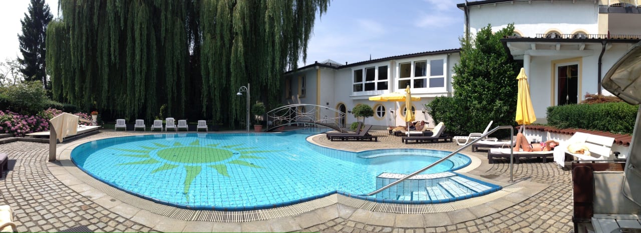 Außenpool Hotel Antoniushof