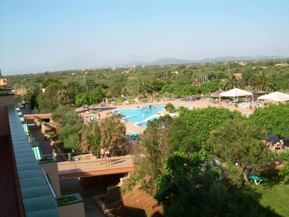 Blick zum Pool Hotel Mariant Park