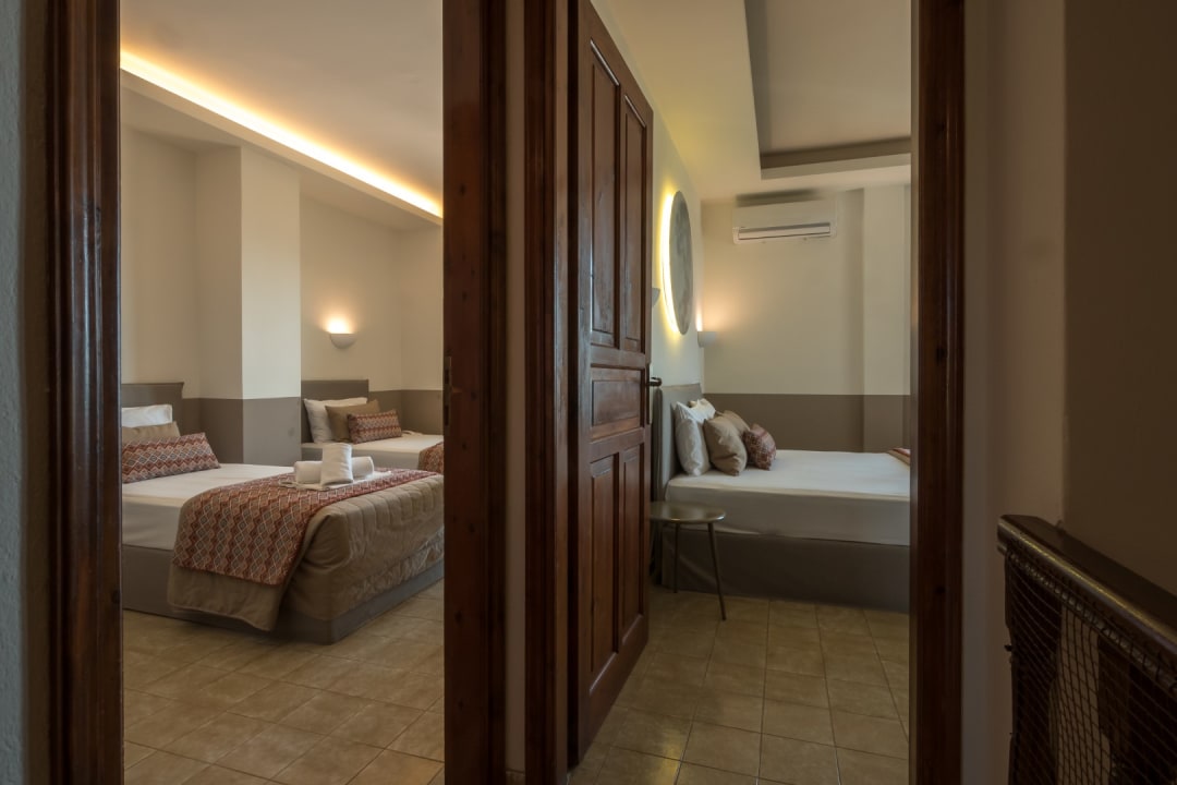 Zimmer Asteris Village