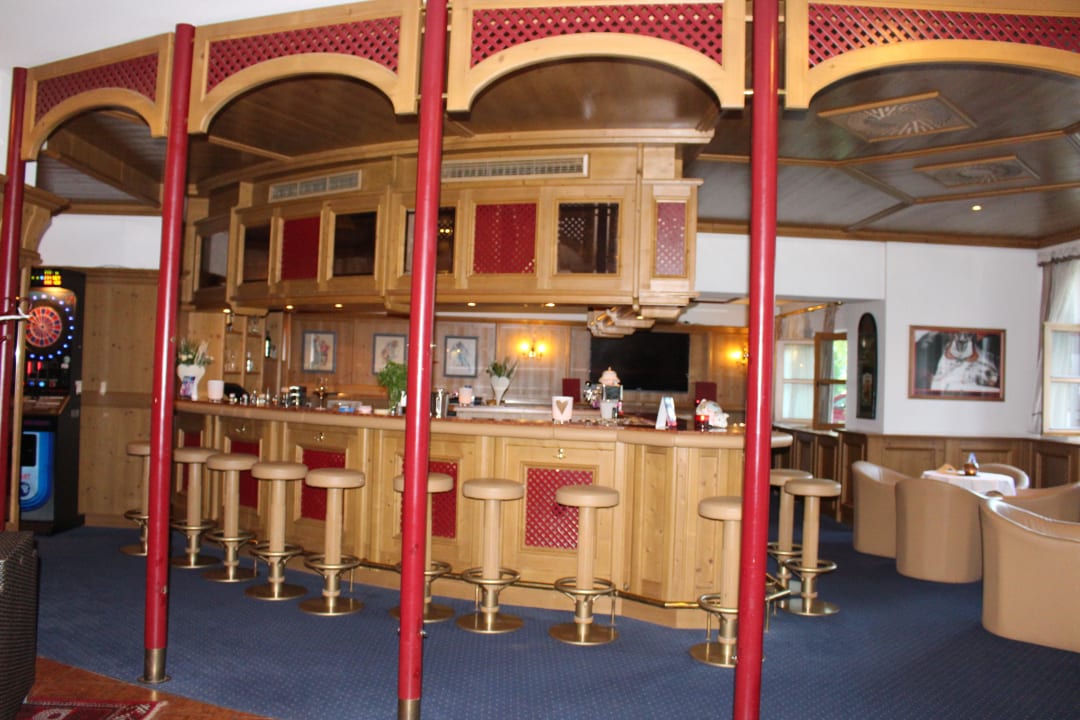 Die Bar noch ohne Gäse Lisi Family Hotel Reith bei Kitzbühel