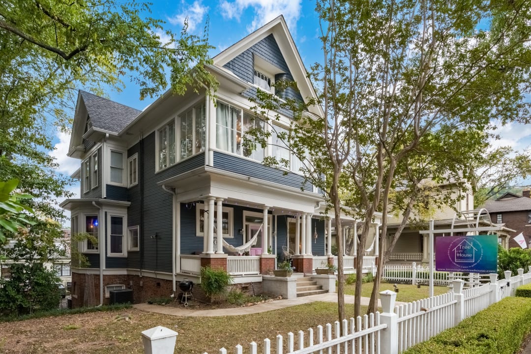 Außenansicht Birmingham Tree House