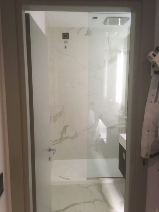 Dusche Hotel & Spa Wulfenia Kärnten