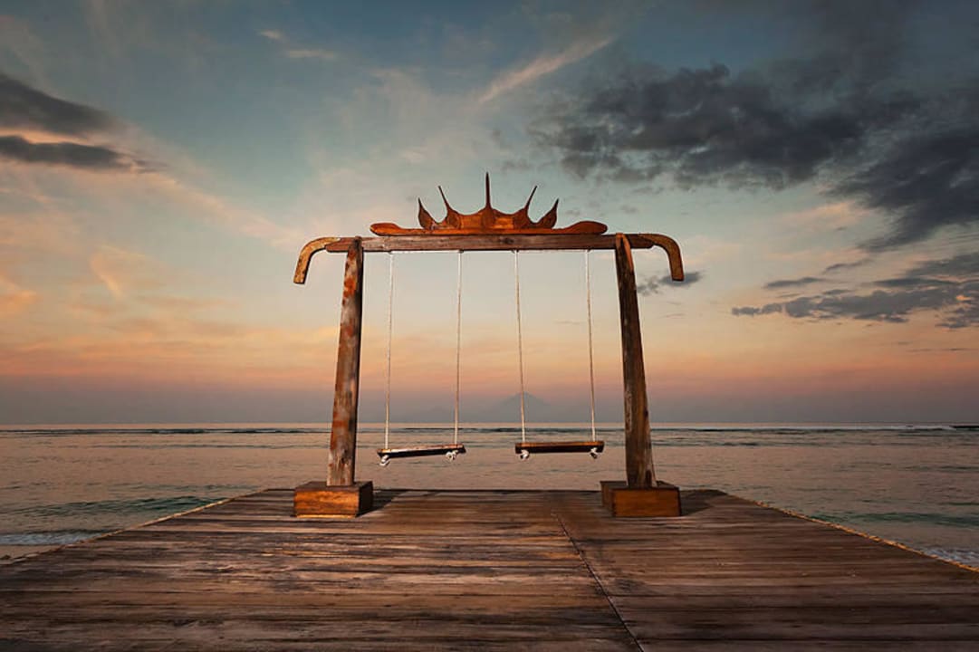 Swing Aston Sunset Beach Resort Aston Sunset Beach Resort Gili Trawangan