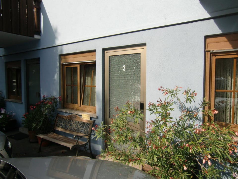 Eingang Hotel zum Schwan