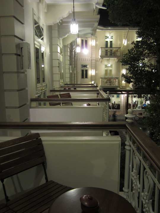 Blick in den Innenhof The Phoenix Hotel Yogyakarta