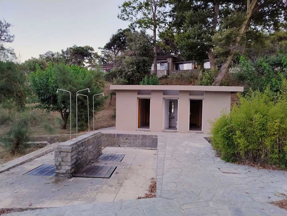 Gartenanlage Hotel Makryammos Bungalows
