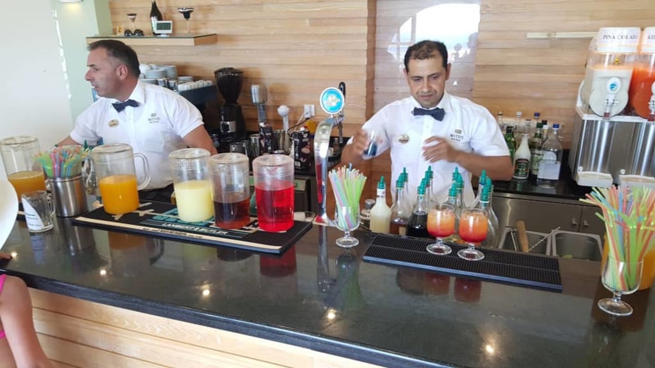 Full serwis Canvas by Mitsis Family Village