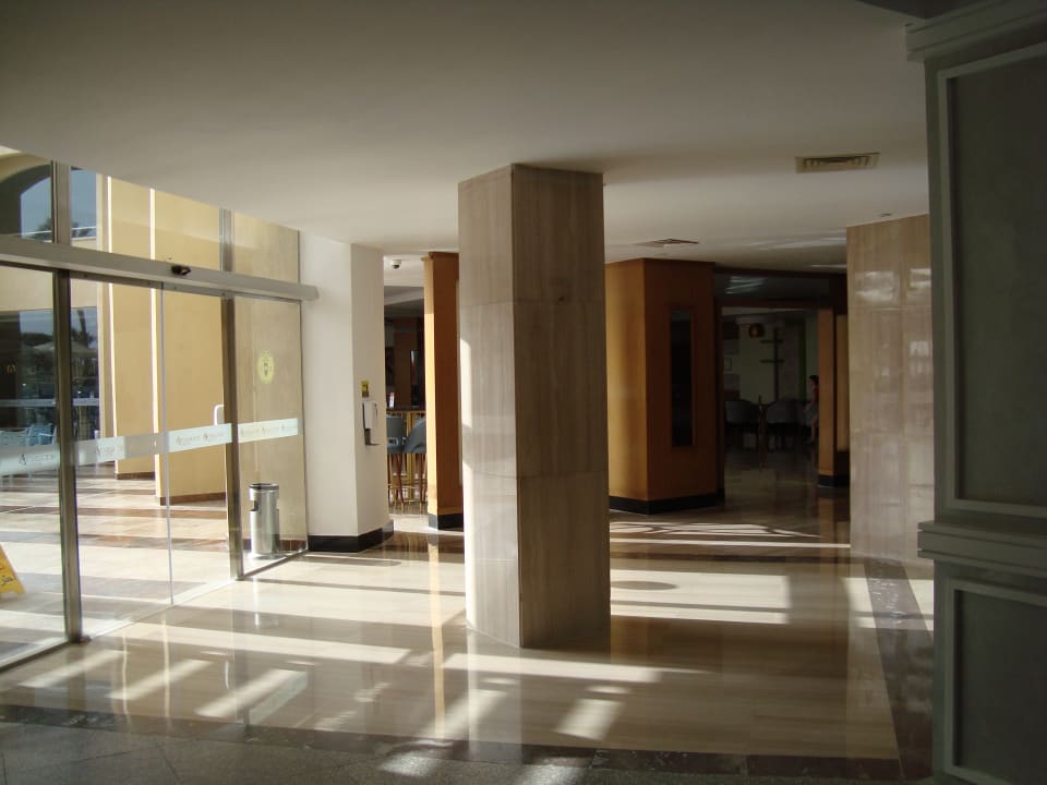 Lobby Beach Albatros Resort
