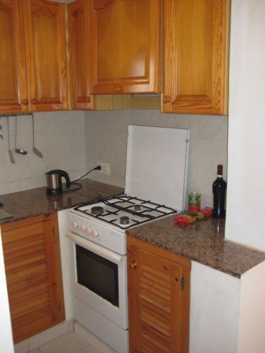 Küche mit Gasherd Hotel Vogamari