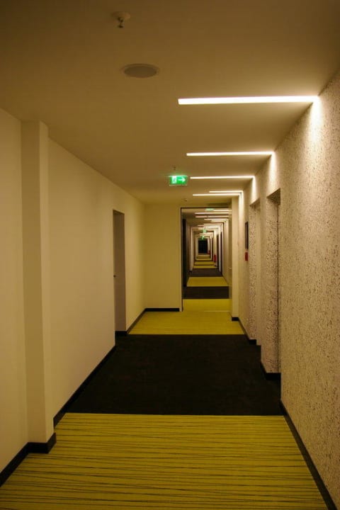 Flur Vienna House by Wyndham Andel's Berlin