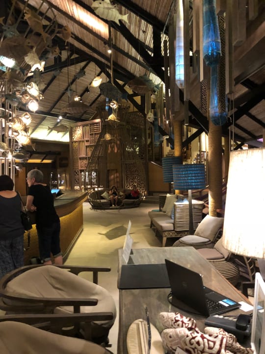 Lobby Cape Panwa Hotel