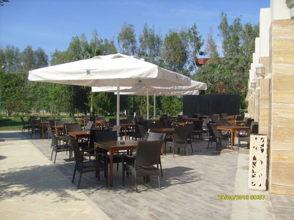 Rechts die themen restaurants Fame Residence Lara & Spa