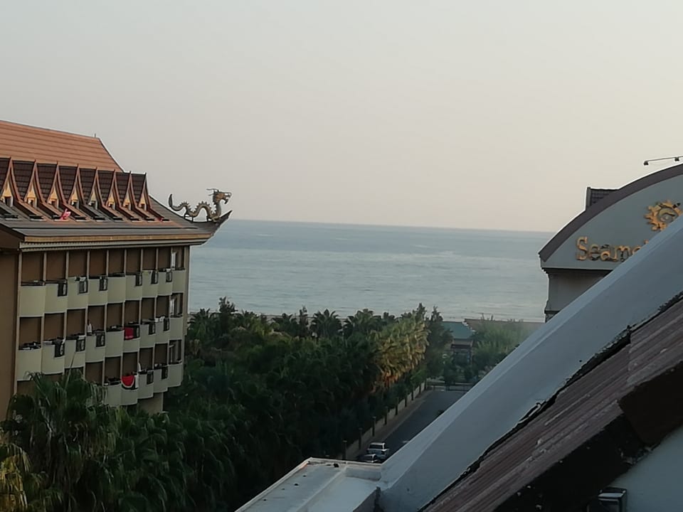 Ausblick Port Side Resort Hotel