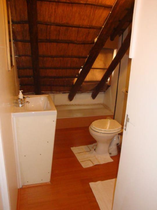 Rustikales Badezimmer Hotel Little Thatches