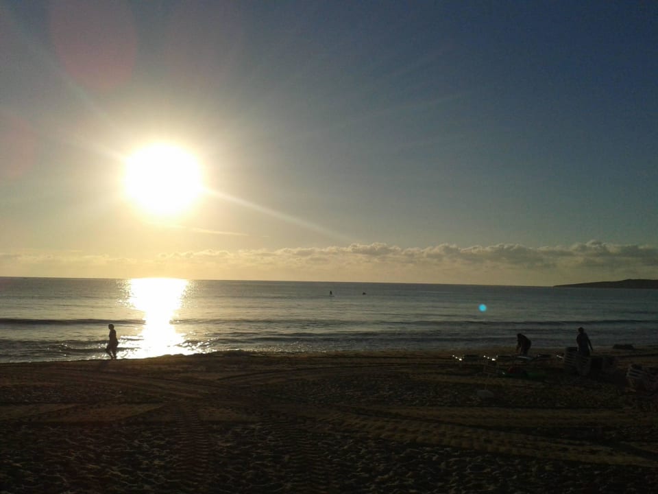 Sonnenaufgang R2 Veronica Beach Hotel