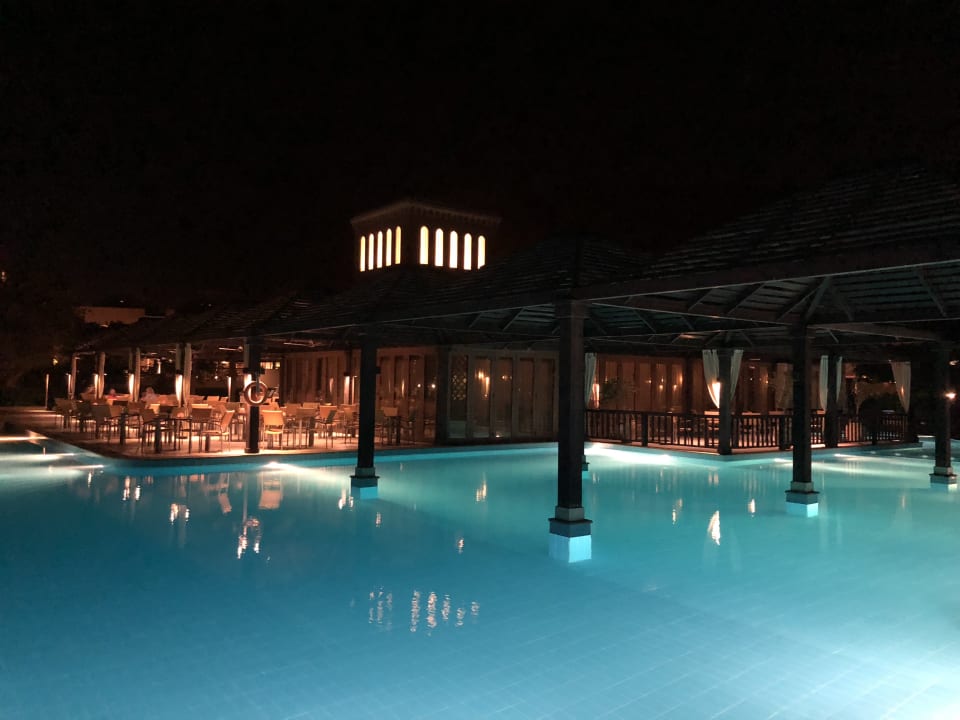 Pool Miramar Al Aqah Beach Resort