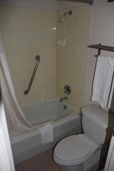 Bad Hotel Quality Inn & Suites Lake Havasu City