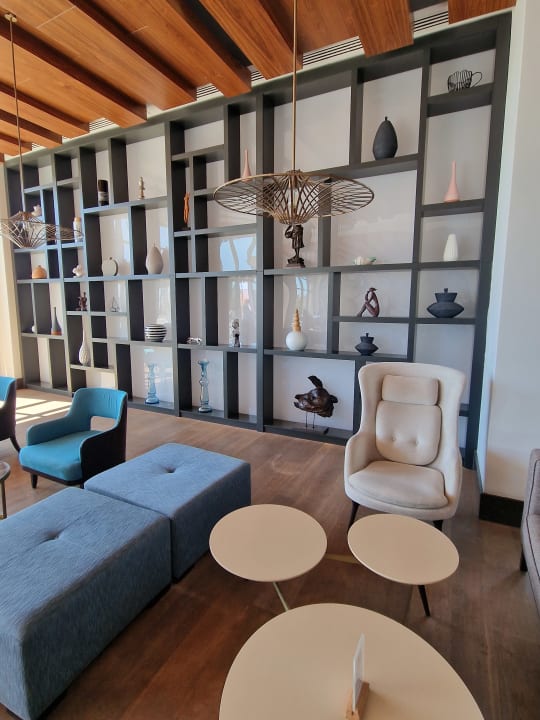Lobby Acanthus Cennet Barut Collection