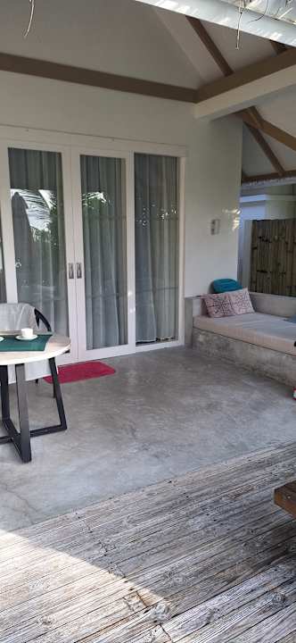 Zimmer Sun Siyam Iru Veli