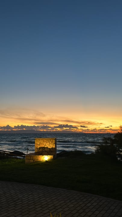 Ausblick ROBINSON KYLLINI BEACH