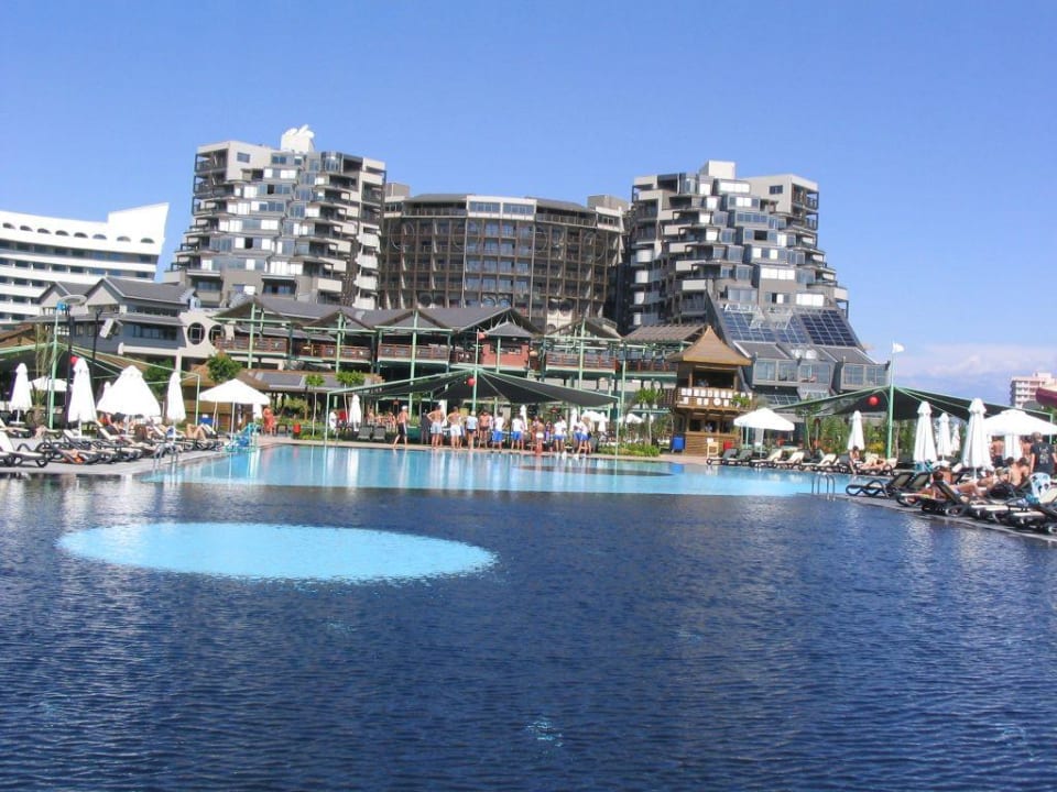 Limak Lara Deluxe Limak Lara Deluxe Hotel & Resort