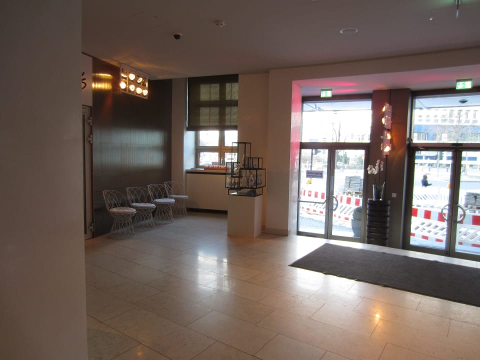 Lobbybereich Hotel Indigo Berlin - Ku'damm