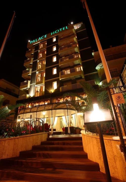 Eesterno Hotel Palace